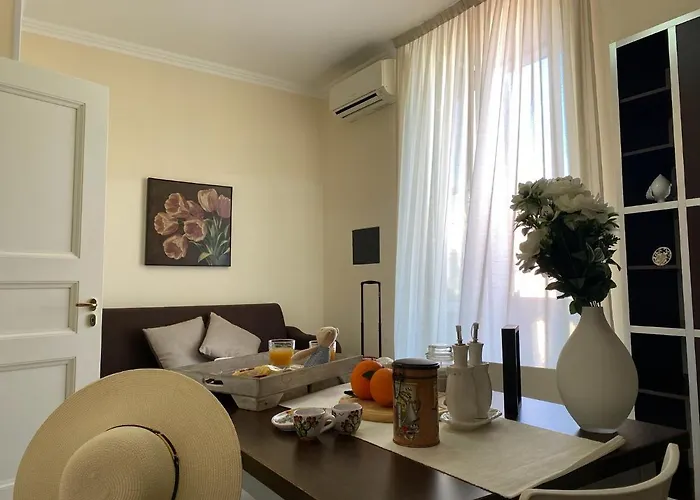 Palazzo Mongio And * Gallipoli