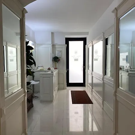 Palazzo Mongio And *