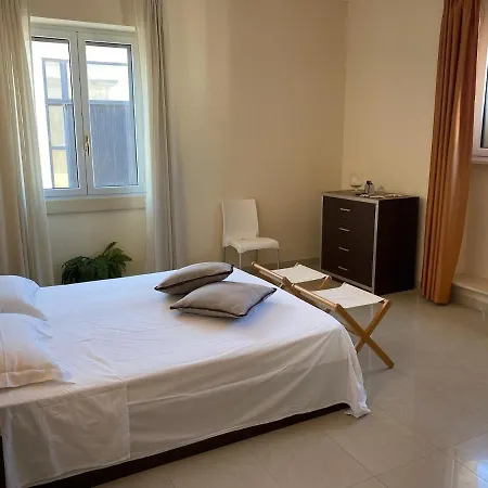 Apartmán Palazzo Mongio And *