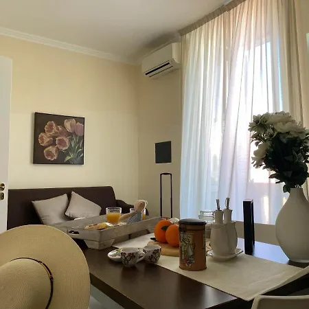 Palazzo Mongio And * Gallipoli