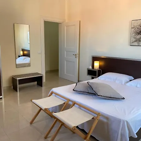 Palazzo Mongio And Apartment Gallipoli